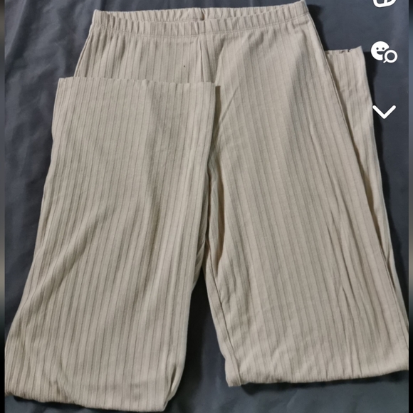 pants - Picture 1 of 2